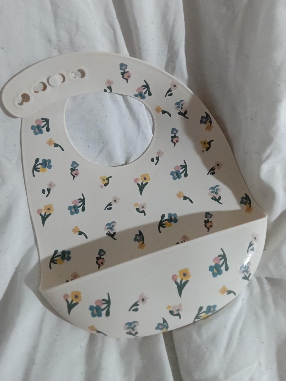 Floral Silicone Baby Bib with Catch-All Pocket - Cream